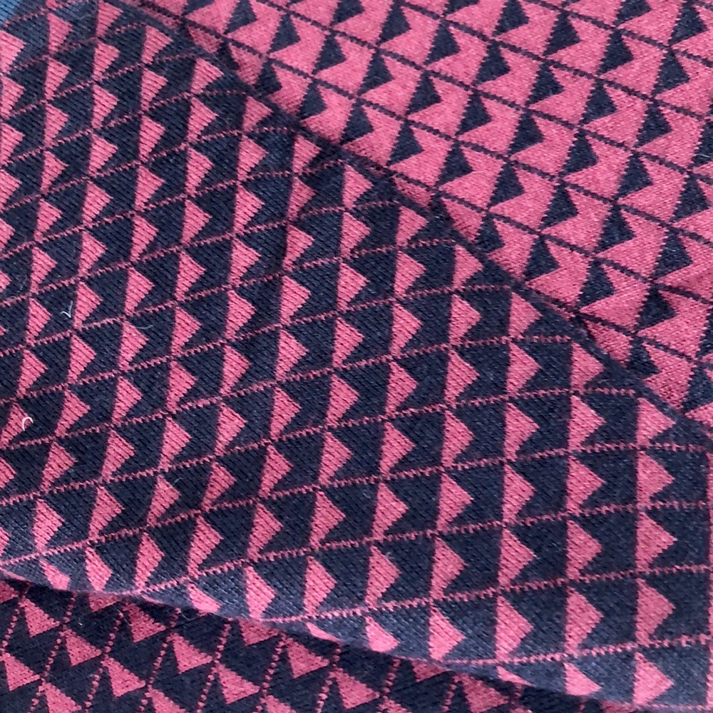 Ted Baker navy blue/burgundy scarf - Picture 4 of 7